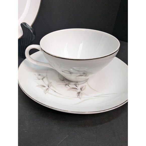 Harmony House Fine China 3504 Harmony Rose 1 Salad Plate and 2 Cups w/Saucers - Picture 7 of 10